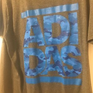 Short sleeve gray Adidas shirt